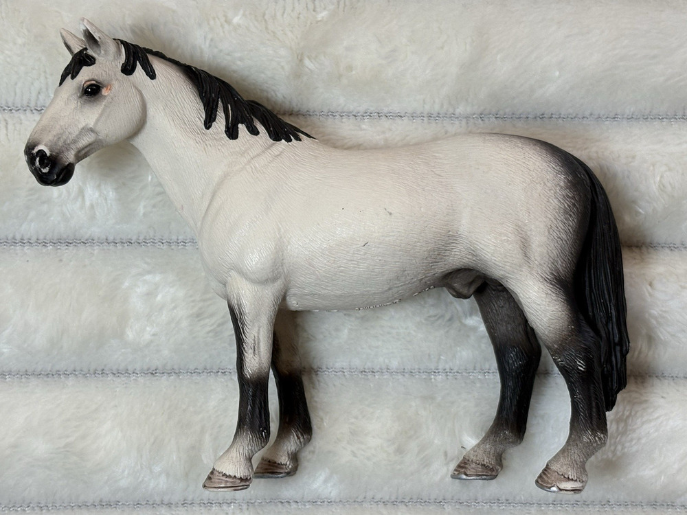 Schleich White Black Hanoverian Stallion Horse Figure 2008 D-735271`